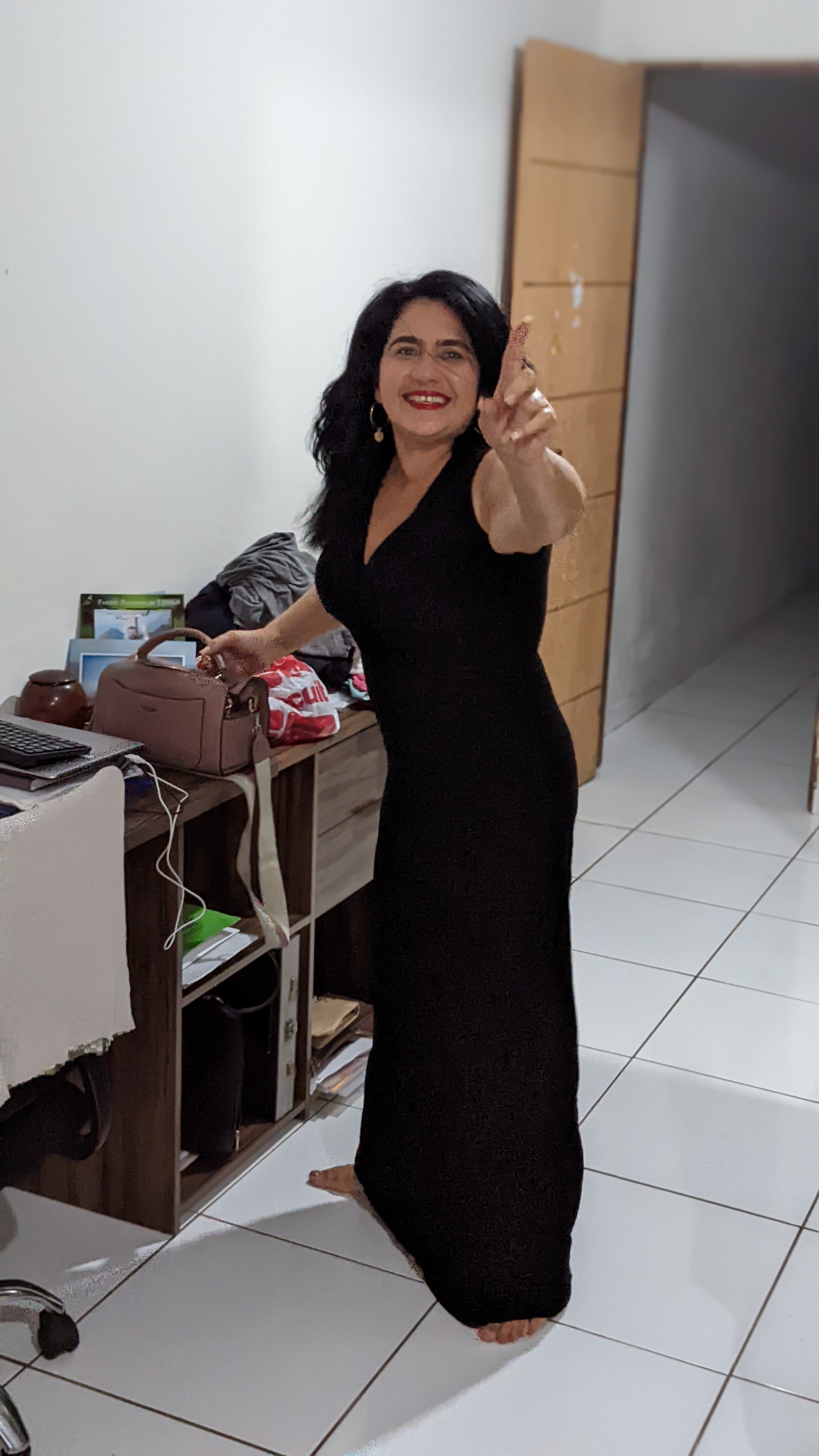 Ana Maria — vestido preto